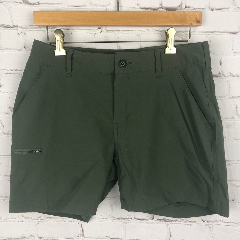Marmot Green Shorts Women's Sz 6